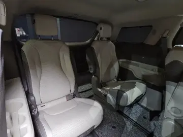 2021 Kia Carnival с пробегом 60 069 км