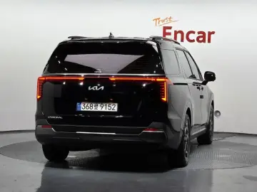2025 Kia Carnival с пробегом 16 328 км