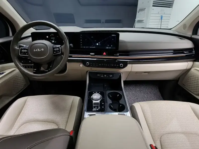 2024 Kia Carnival с пробегом 41 627 км