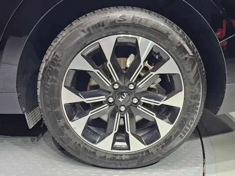 2021 Kia Carnival с пробегом 60 069 км