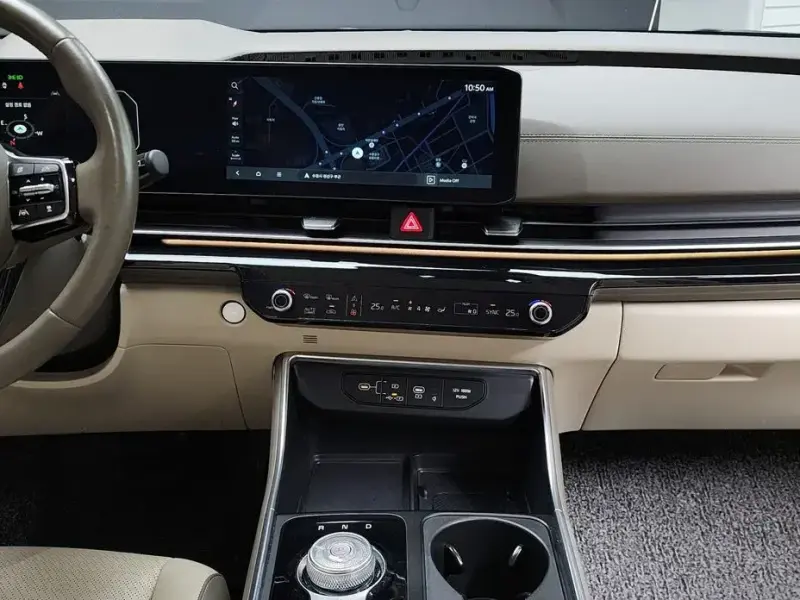 2024 Kia Carnival с пробегом 41 627 км