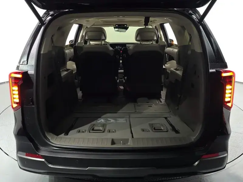 2025 Kia Carnival с пробегом 16 328 км
