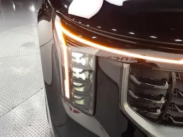 2025 Kia Carnival с пробегом 16 328 км
