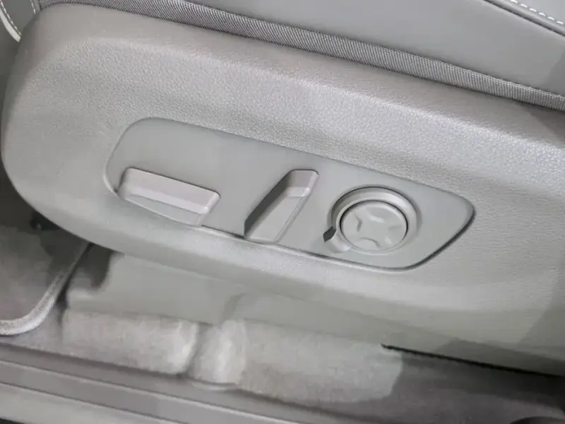 2025 Kia Carnival с пробегом 16 328 км