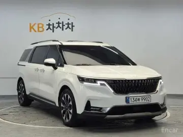 2022 Kia Carnival с пробегом 20 056 км