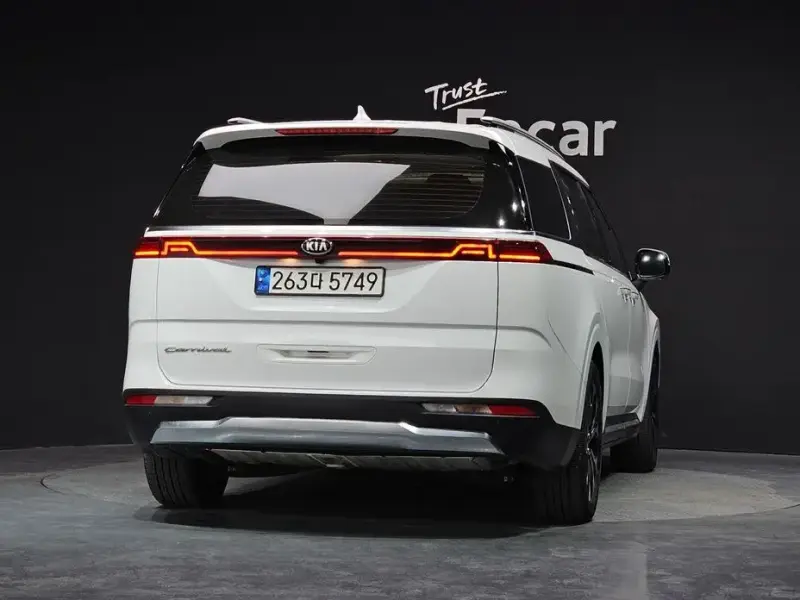 2021 Kia Carnival с пробегом 144 238 км