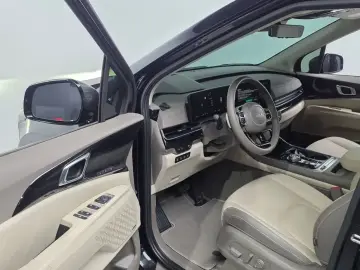 2024 Kia Carnival с пробегом 34 997 км