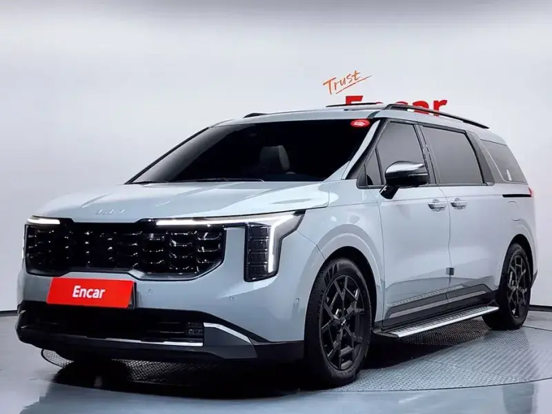 2024 Kia Carnival с пробегом 16 191 км