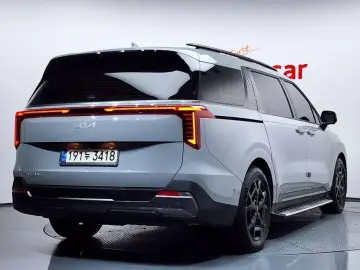 2024 Kia Carnival с пробегом 16 191 км