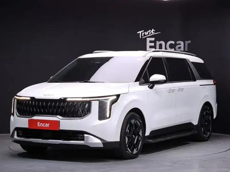 2024 Kia Carnival с пробегом 50 735 км