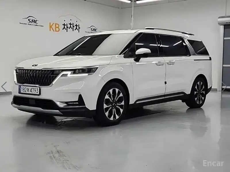 2021 Kia Carnival с пробегом 134 763 км
