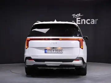 2024 Kia Carnival с пробегом 50 735 км