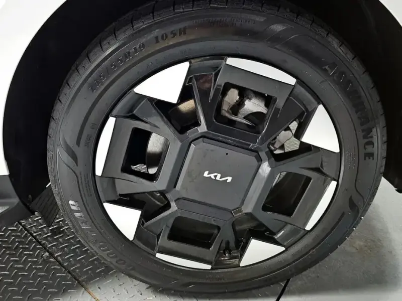 2024 Kia Carnival с пробегом 50 735 км