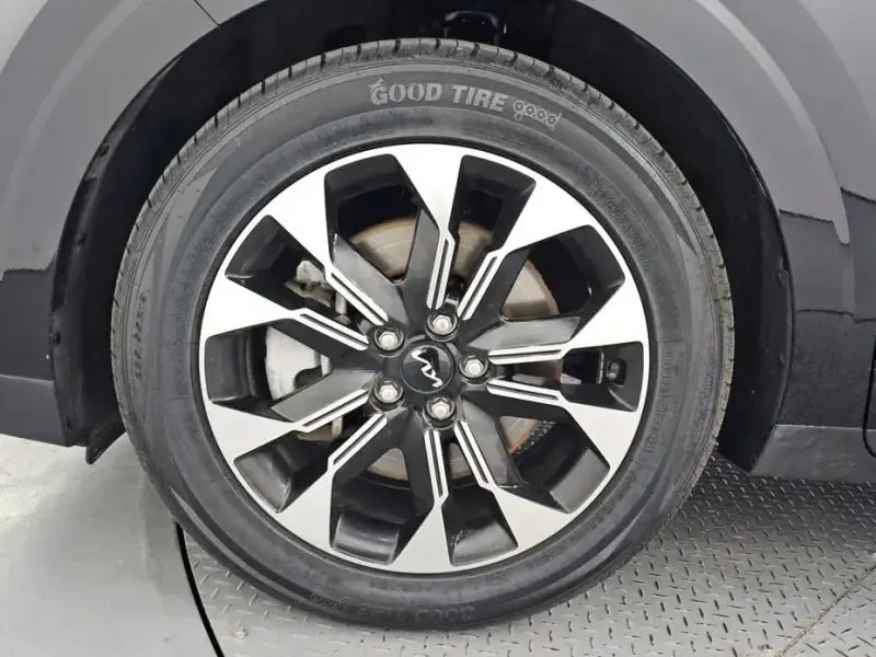2022 Kia Carnival с пробегом 62 481 км