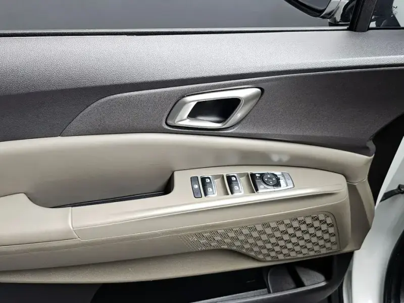 2024 Kia Carnival с пробегом 50 735 км