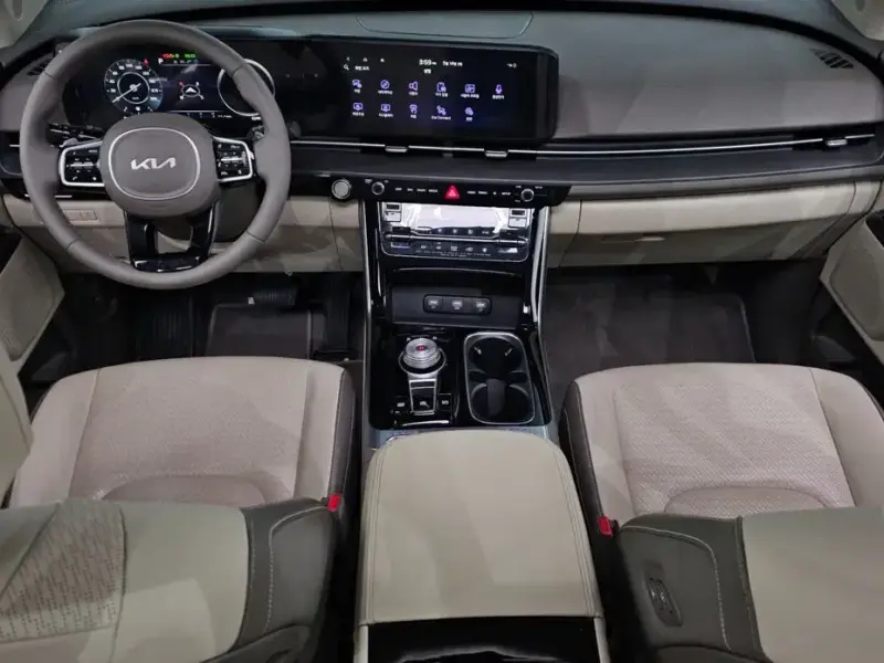 2022 Kia Carnival с пробегом 62 481 км