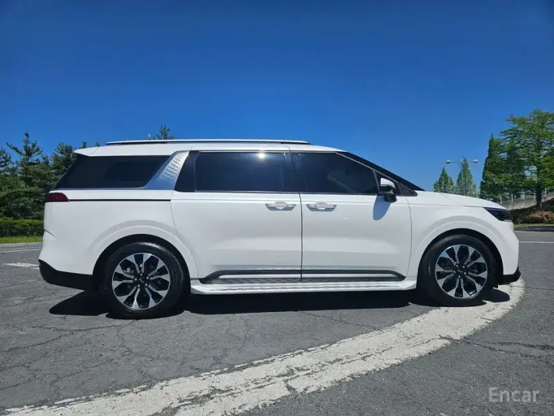 2022 Kia Carnival с пробегом 104 921 км