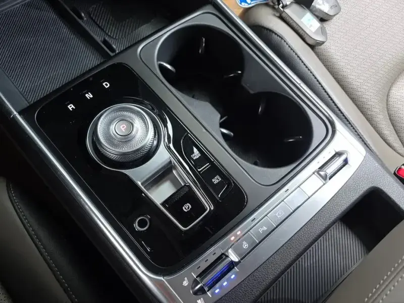 2024 Kia Carnival с пробегом 62 986 км