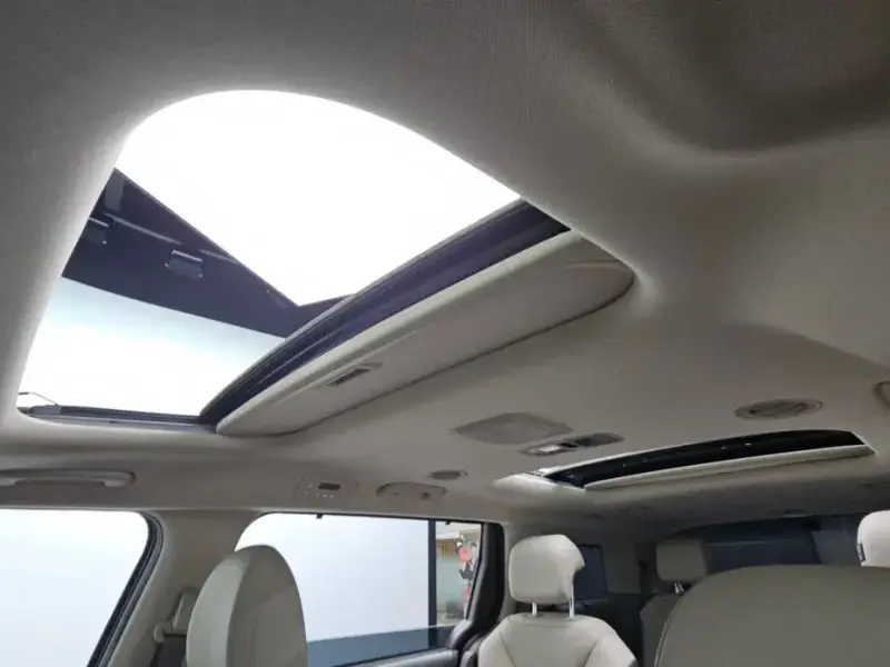 2022 Kia Carnival с пробегом 62 481 км