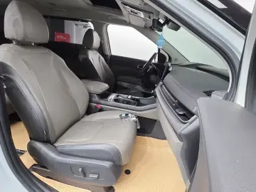 2024 Kia Carnival с пробегом 62 986 км