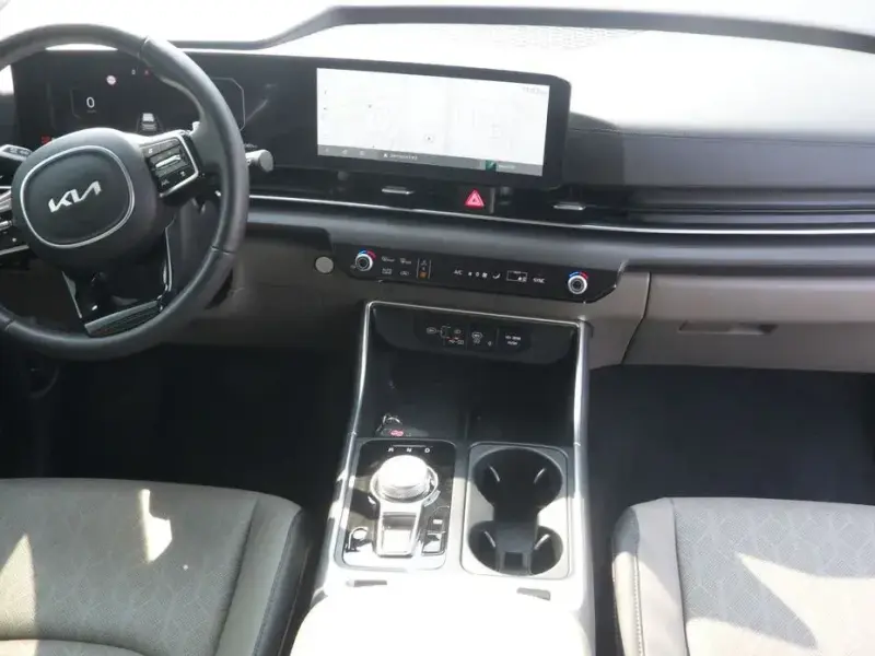 2024 Kia Carnival с пробегом 36 000 км