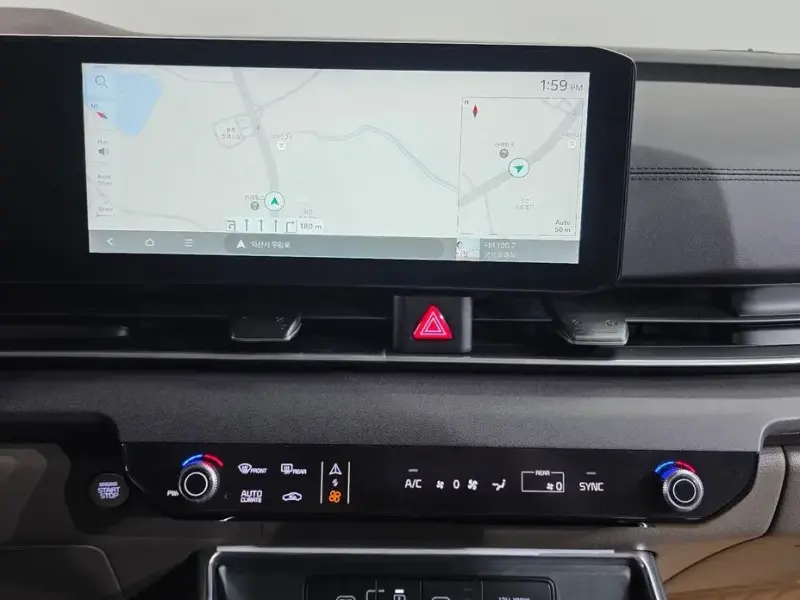 2024 Kia Carnival с пробегом 62 986 км