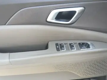 2024 Kia Carnival с пробегом 36 000 км