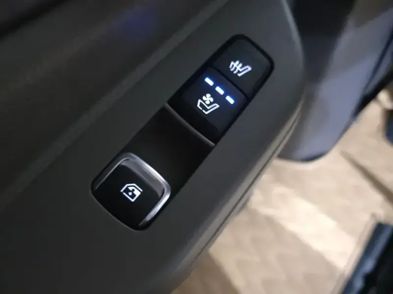 2024 Kia Carnival с пробегом 62 986 км