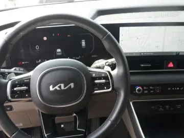 2024 Kia Carnival с пробегом 36 000 км