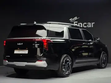 2024 Kia Carnival с пробегом 18 764 км