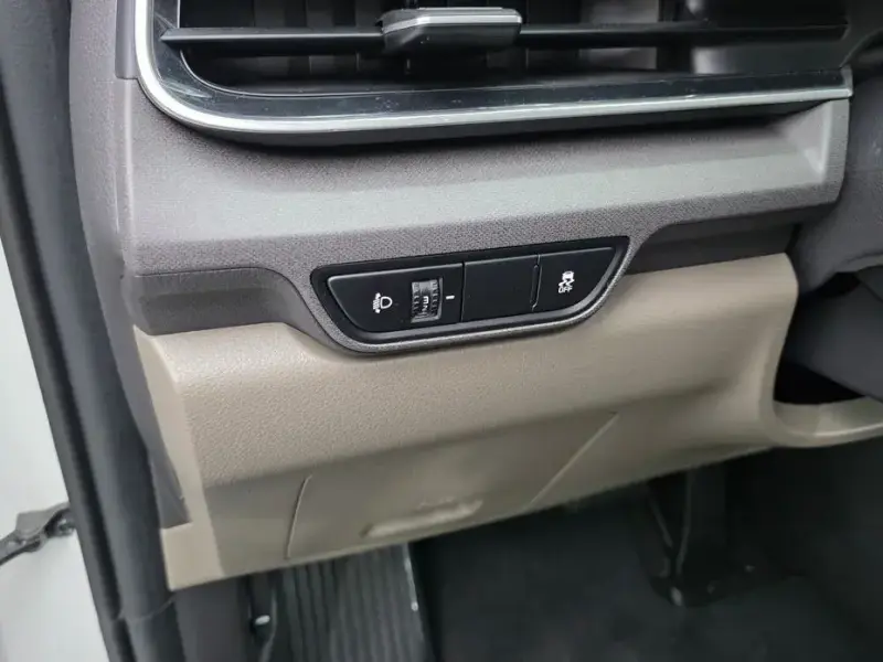 2024 Kia Carnival с пробегом 16 621 км