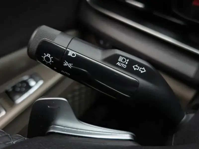 2024 Kia Carnival с пробегом 18 764 км