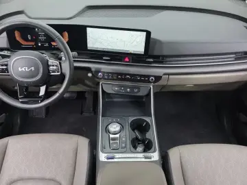 2024 Kia Carnival с пробегом 24 097 км