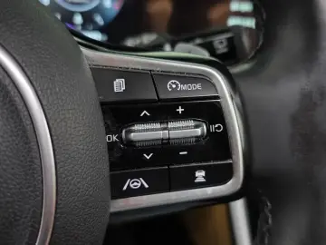 2022 Kia Carnival с пробегом 54 069 км