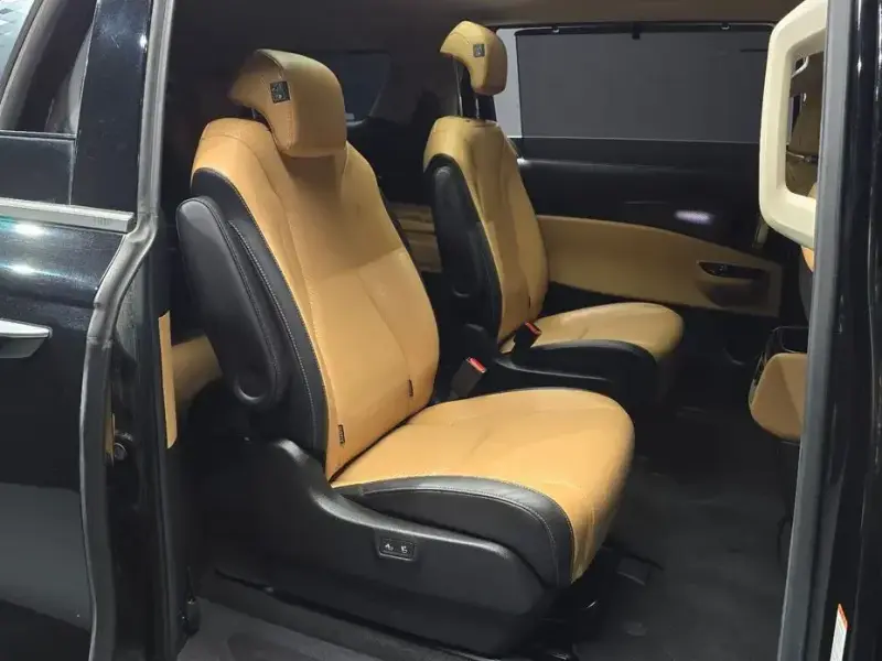 2021 Kia Carnival с пробегом 39 154 км
