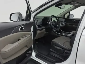 2024 Kia Carnival с пробегом 22 759 км