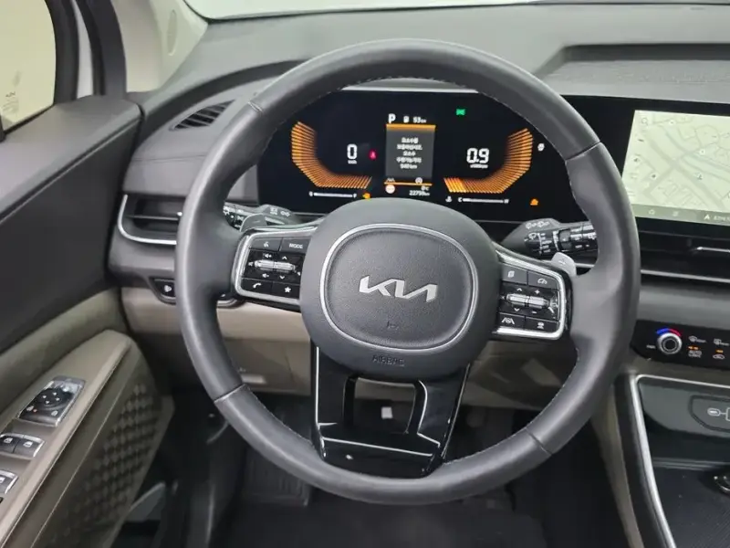 2024 Kia Carnival с пробегом 22 759 км