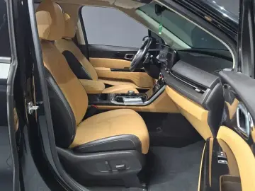 2021 Kia Carnival с пробегом 39 154 км
