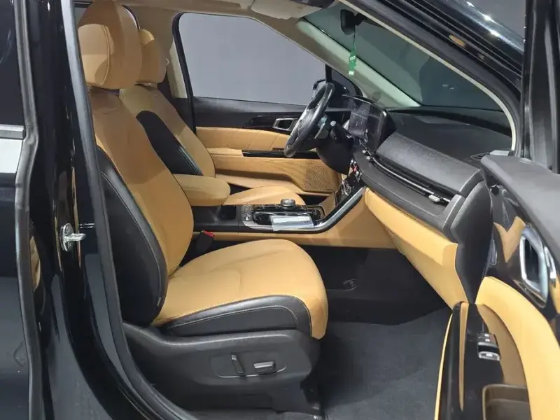 2021 Kia Carnival с пробегом 39 154 км