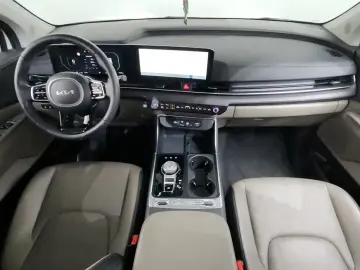 2024 Kia Carnival с пробегом 19 312 км