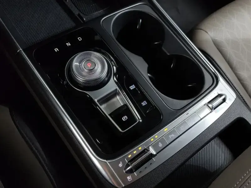 2024 Kia Carnival с пробегом 19 312 км