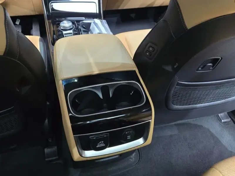 2021 Kia Carnival с пробегом 39 154 км