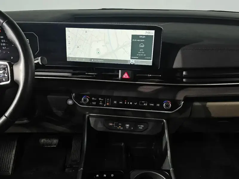 2024 Kia Carnival с пробегом 33 580 км