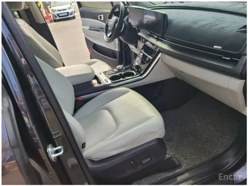 2022 Kia Carnival с пробегом 50 134 км