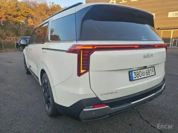 2024 Kia Carnival с пробегом 25 000 км