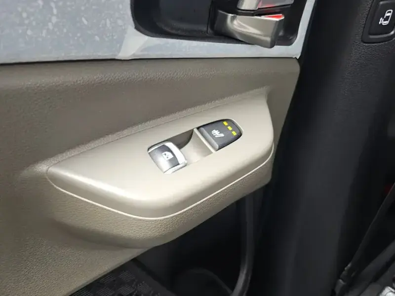 2024 Kia Carnival с пробегом 33 580 км