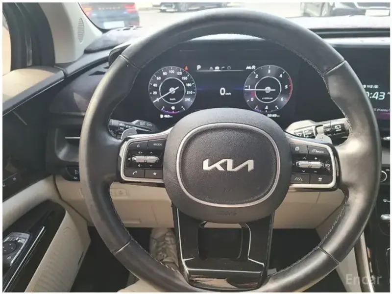 2022 Kia Carnival с пробегом 50 134 км