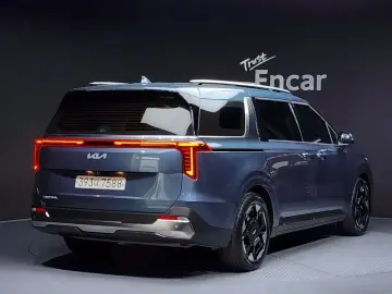 2024 Kia Carnival с пробегом 31 944 км