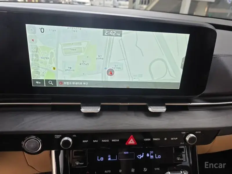 2023 Kia Carnival с пробегом 47 280 км