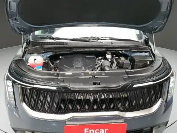 2024 Kia Carnival с пробегом 31 944 км